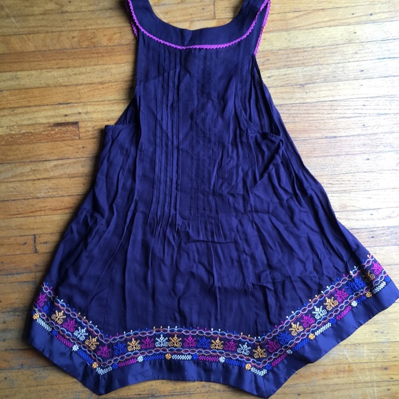 Beautiful Embroidered Racerback Tank - Picture 4 of 4